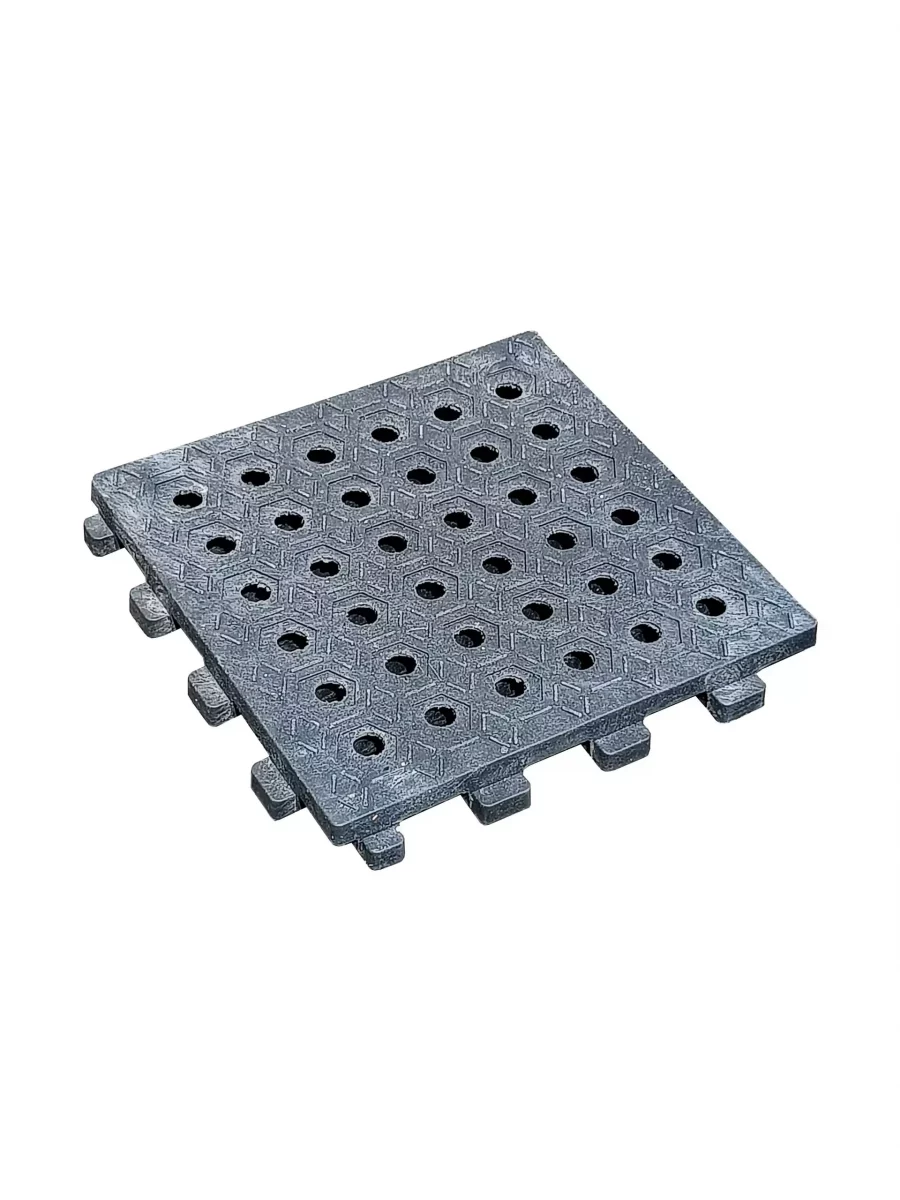 Reitplatzplatte und Paddockplatte in der Größe 50x50x5,3 cm für Reitplätze