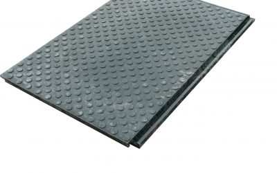 Schwerlastmatte SafeTile aus PVC – 103x72x4 cm