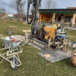 Die ImGEx-PROFI als Bodenschutz bei Bohrarbeiten auf einem Sportplatz