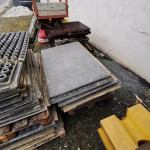 Bodenschutzmatte SOLID als dämpfender Belag für eine Reithalle Bodenschutzmatte SOLID als dämpfender Belag für eine Reithalle