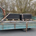Bodenschutzmatte SOLID als dämpfender Belag für eine Reithalle Bodenschutzmatte SOLID als dämpfender Belag für eine Reithalle
