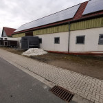 Bodenschutzmatte SOLID als dämpfender Belag für eine Reithalle Bodenschutzmatte SOLID als dämpfender Belag für eine Reithalle